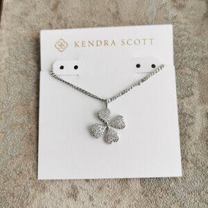 Kendra Scott Silver White Crystal Clover Short Pendant Necklace NEW w/dust bag